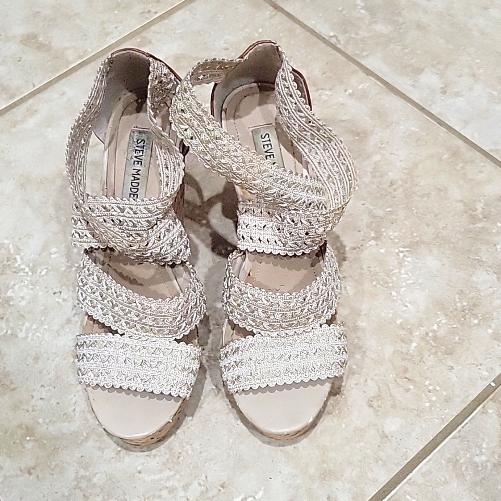 Steve Madden Wedge Sandles